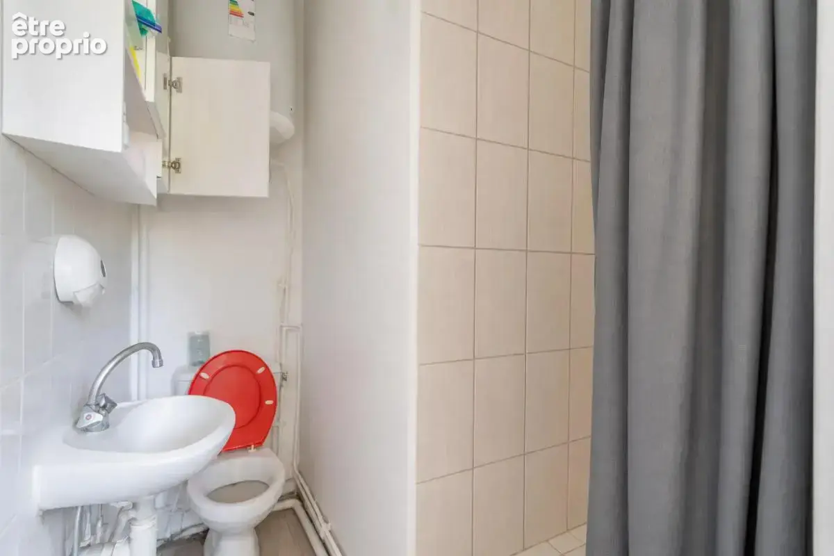 Immeuble de 4 appartements - 165 m² à Saint-Denis - photo 12