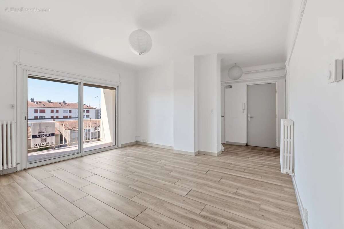 Appartement rénové Monplaisir Exclusivité - photo 2