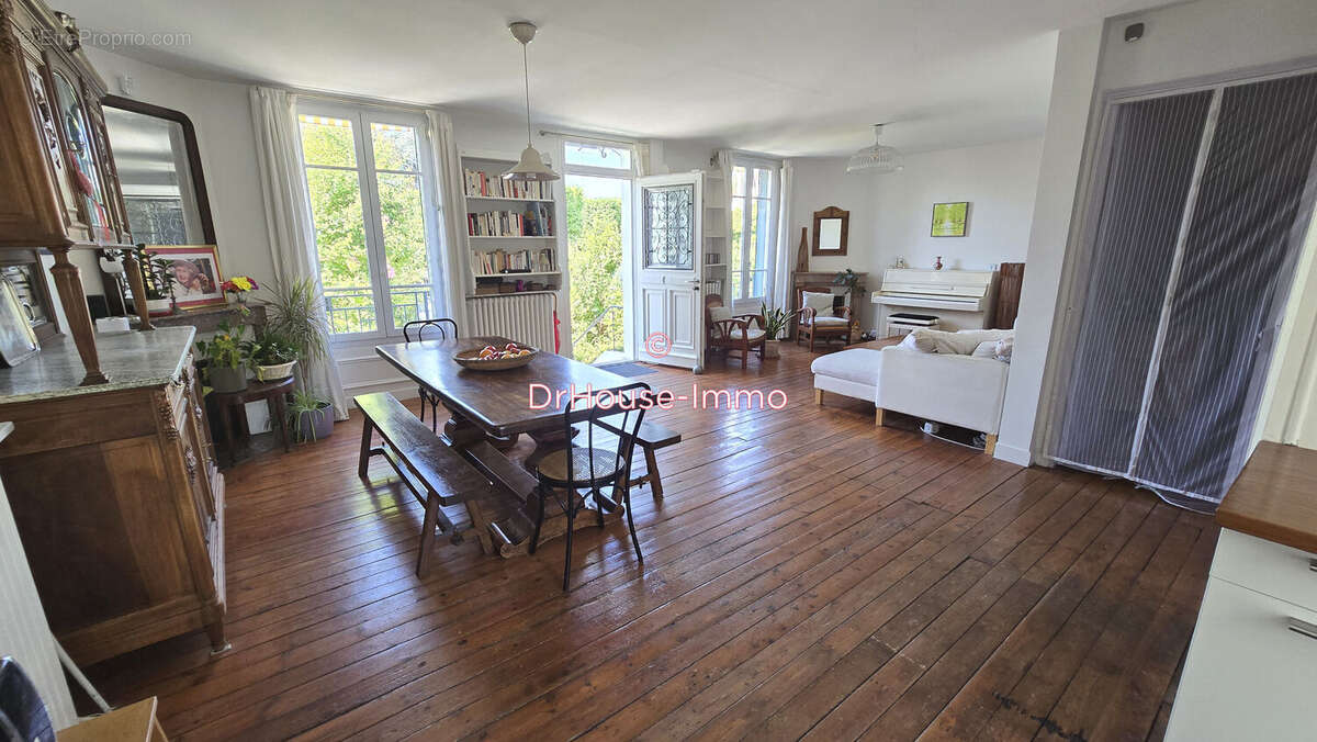Maison 147 m² à Creteil  - photo 27