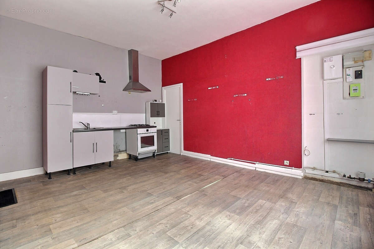 Appartement à CRESPIN