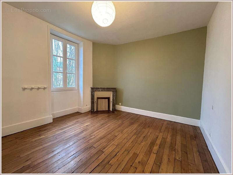 Maison à BRIVE-LA-GAILLARDE