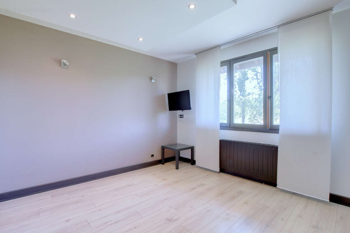 Maison Entrelacs 5 pièces 184 m2 - photo 10