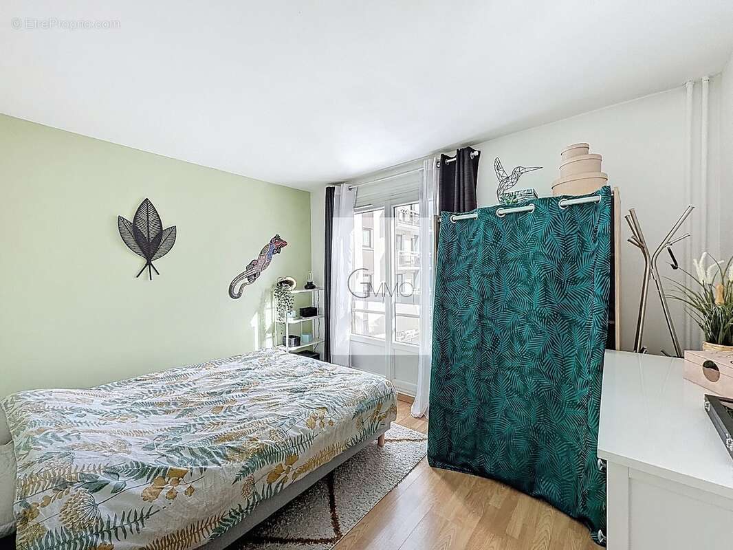 Appartement à SAINT-CYR-L'ECOLE