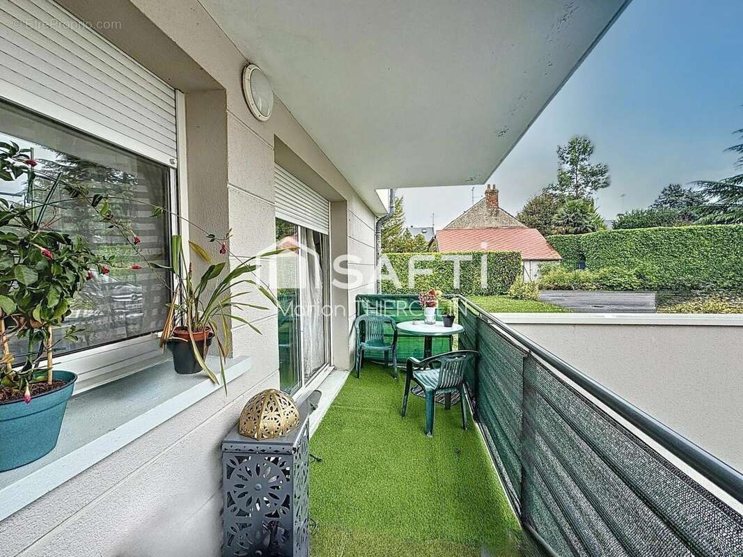 Photo 8 - Appartement à LA CHAPELLE-SAINT-MESMIN