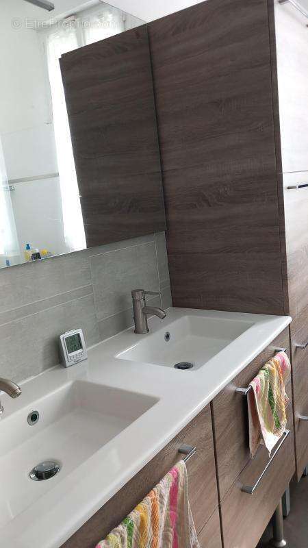 Maison à SAINT-JUST-LUZAC