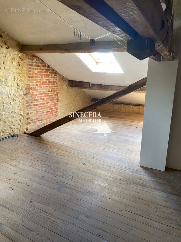 Maison à VILLETOUREIX