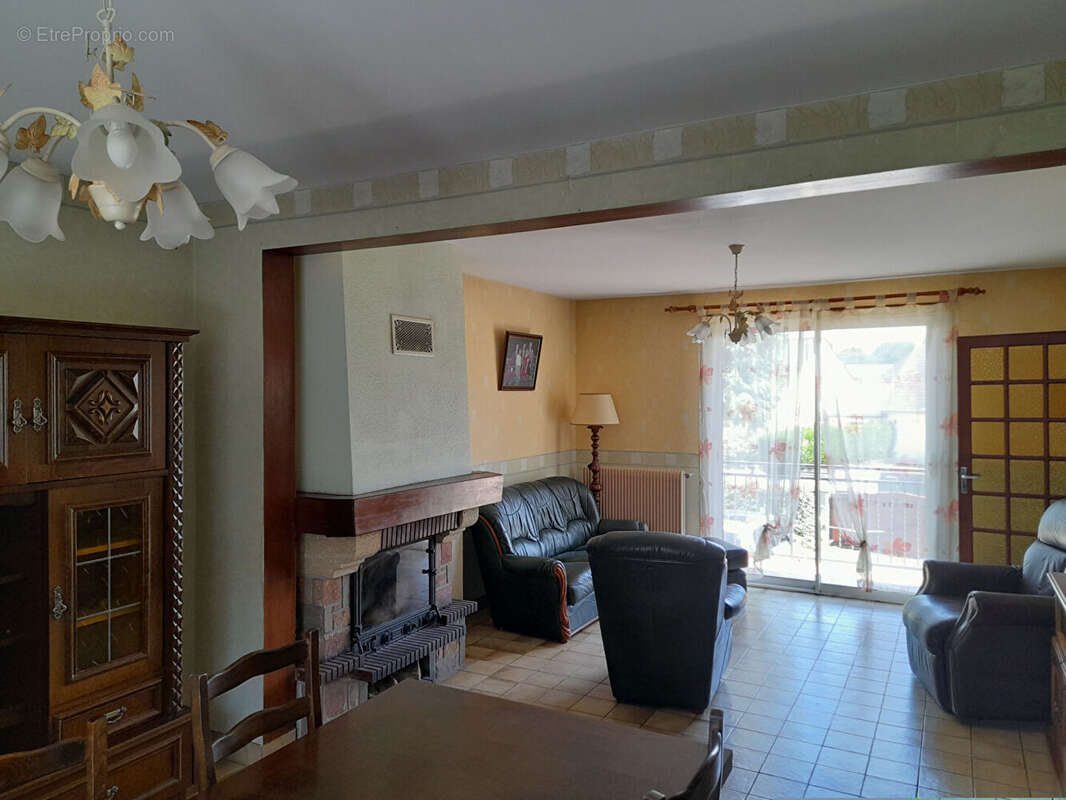 Maison à CHATEAU-GONTIER