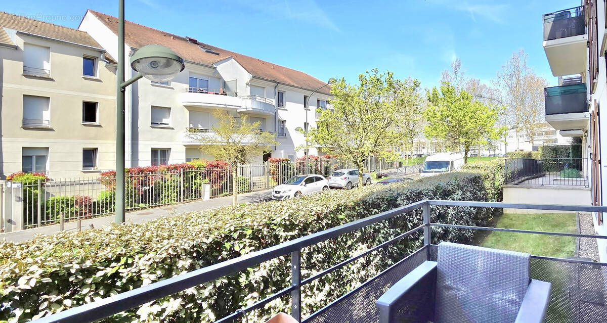 Meaux   Résidence récente et sécurisée  Beau 3 pièces avec balcon et parking - photo 9