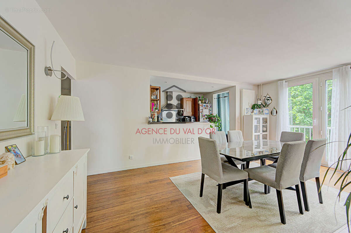 Appartement à RUEIL-MALMAISON