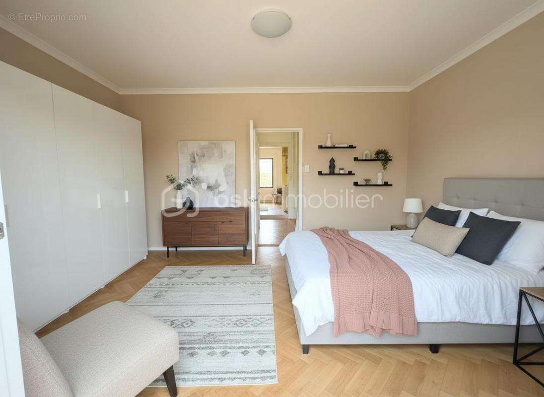 Maison à LE GUE-DE-VELLUIRE