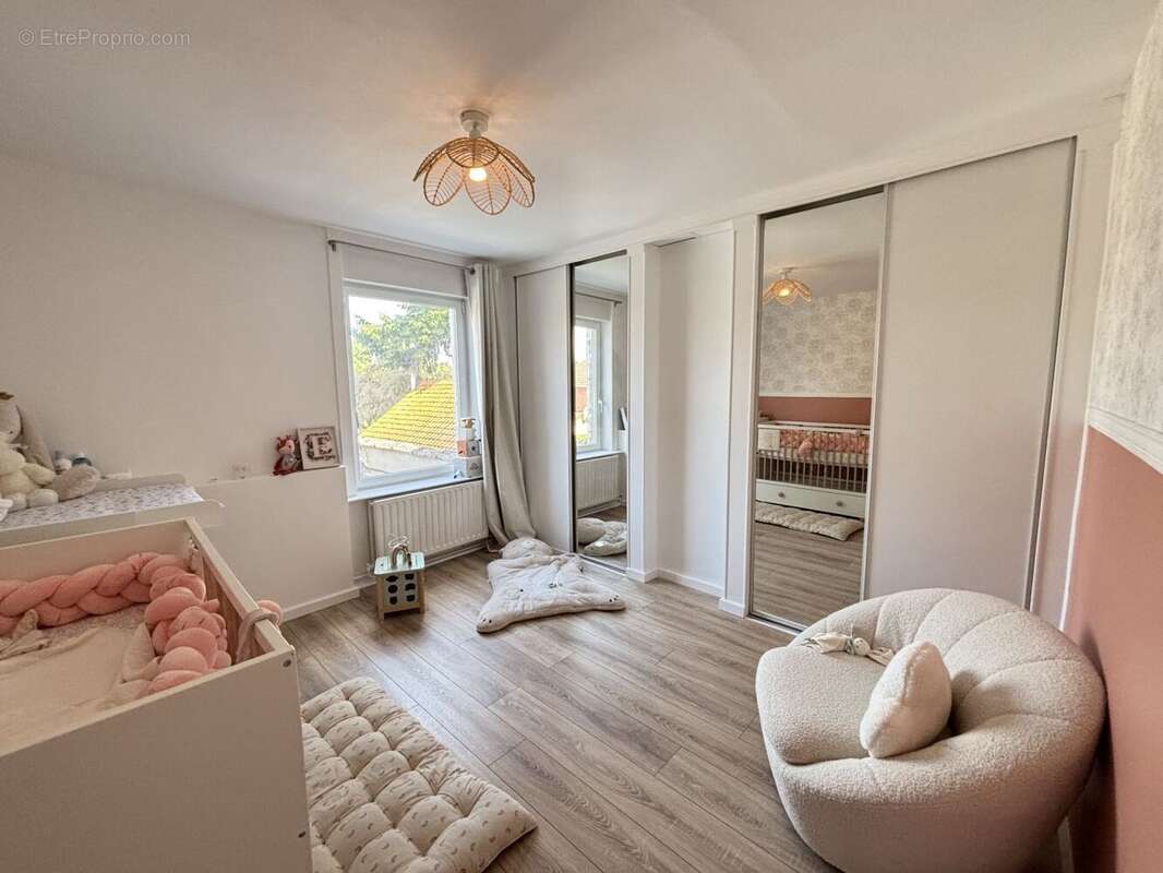 Maison à LYS-LEZ-LANNOY