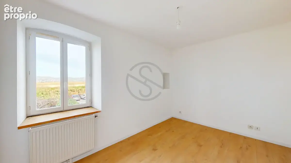 Appartement La Cote Saint Andre 4 pièces de 75 m2 - photo 9