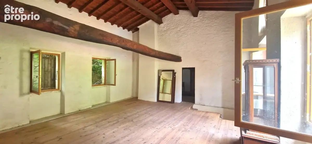 A finestret, maison de village sud 2 faces avec cour dans un cadre nature - photo 5