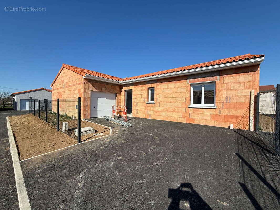 Maison à CUSSET
