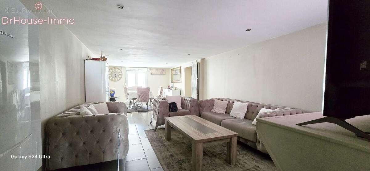 Maison 250 m² à Unieux  - photo 35