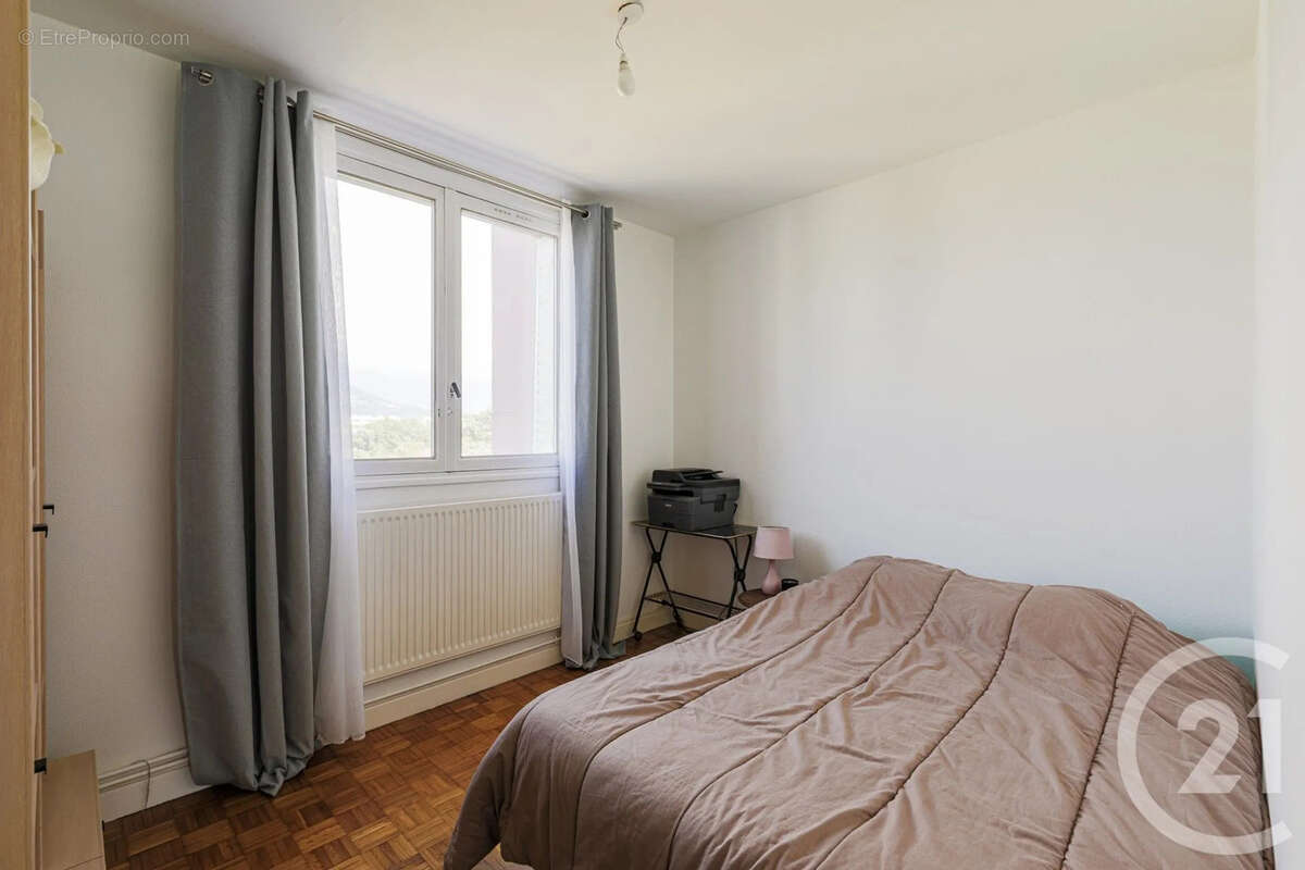 Appartement à SEYSSINS