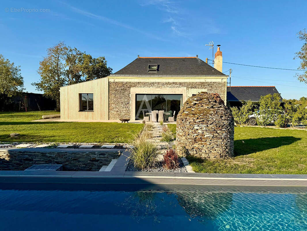 Maison à JUIGNE-SUR-LOIRE
