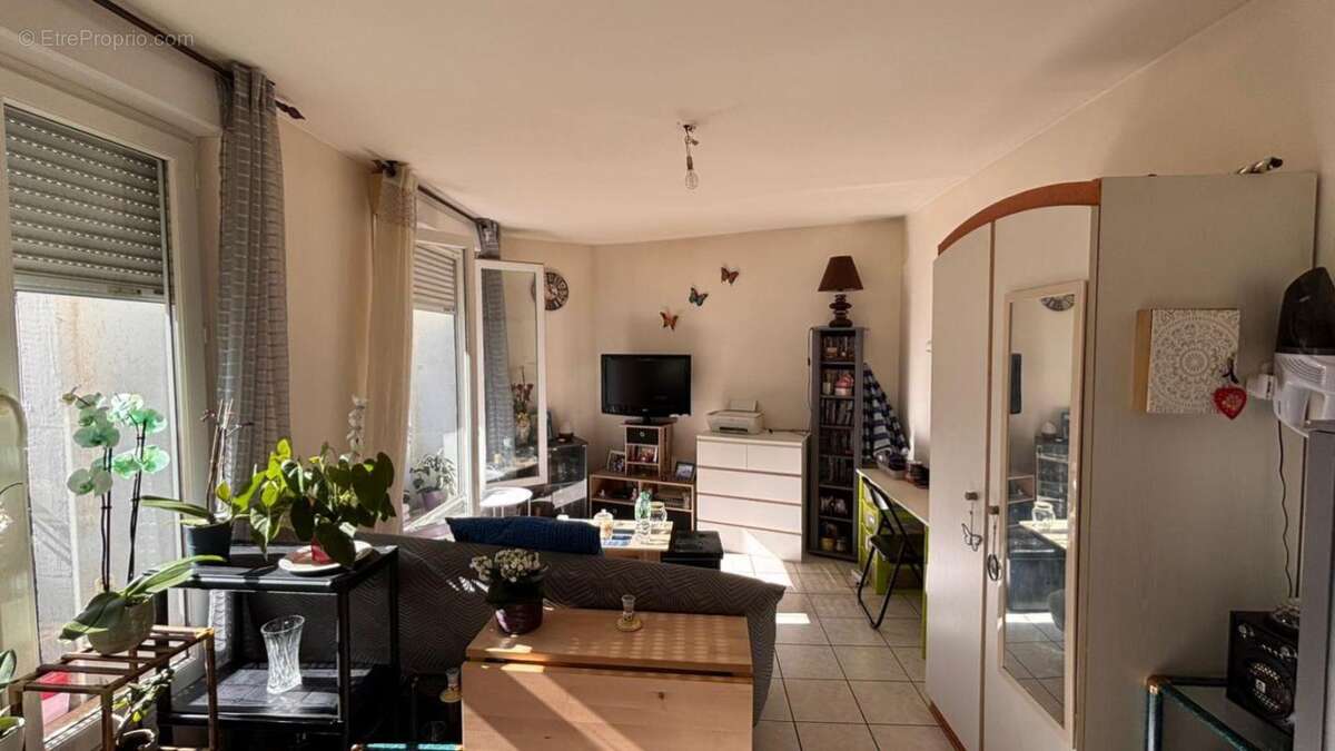 Appartement 211 m² à Beziers  - photo 2