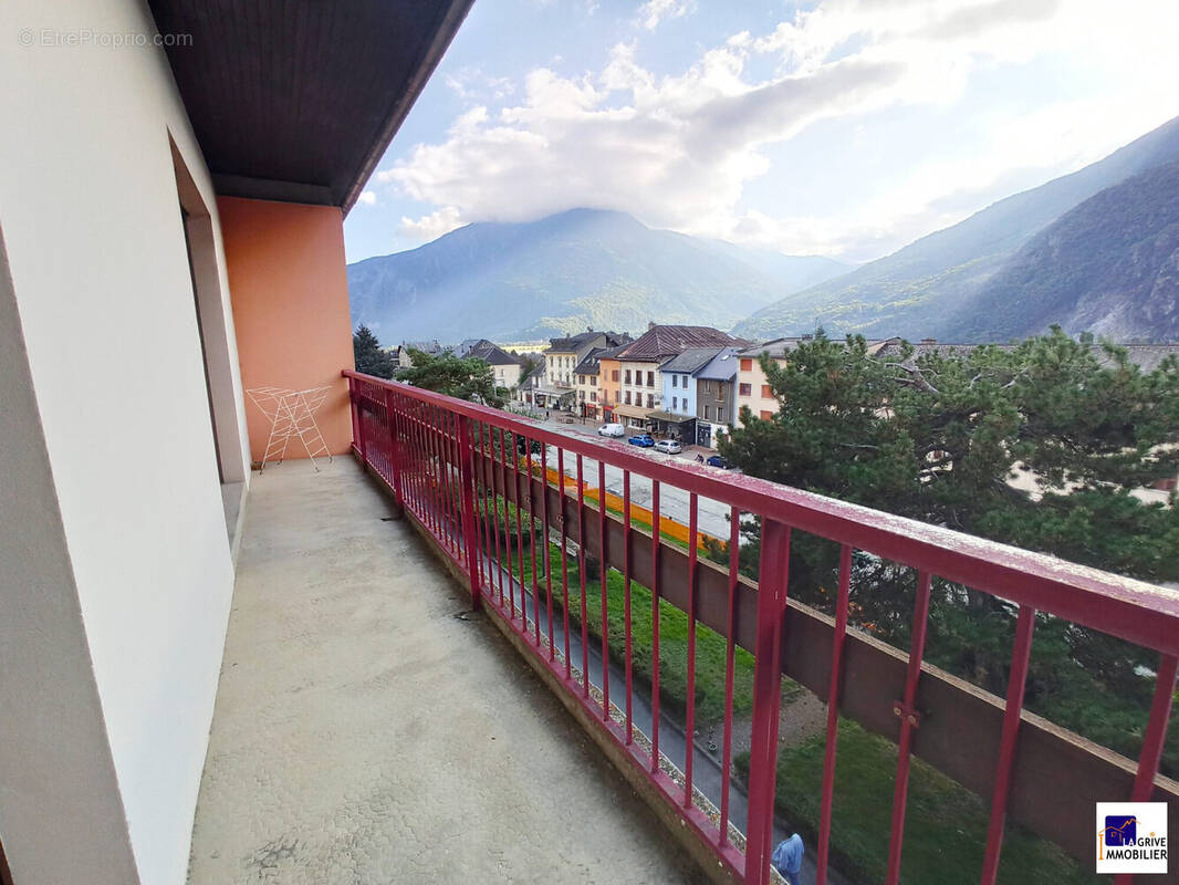 Appartement à LA CHAMBRE