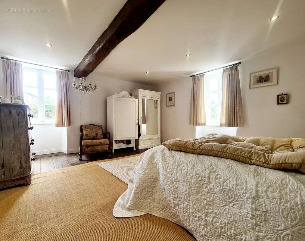 Maison à VERTEILLAC
