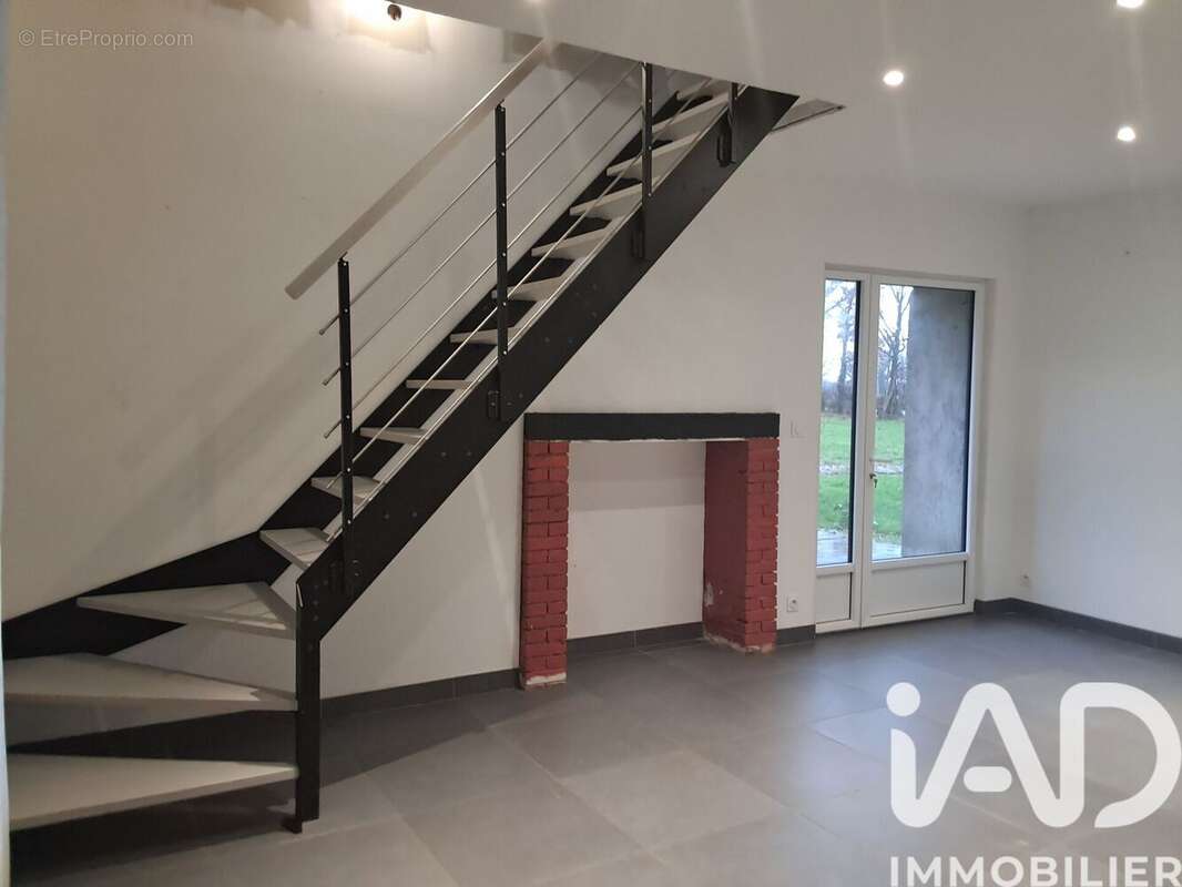 Photo 6 - Maison à LA POUEZE