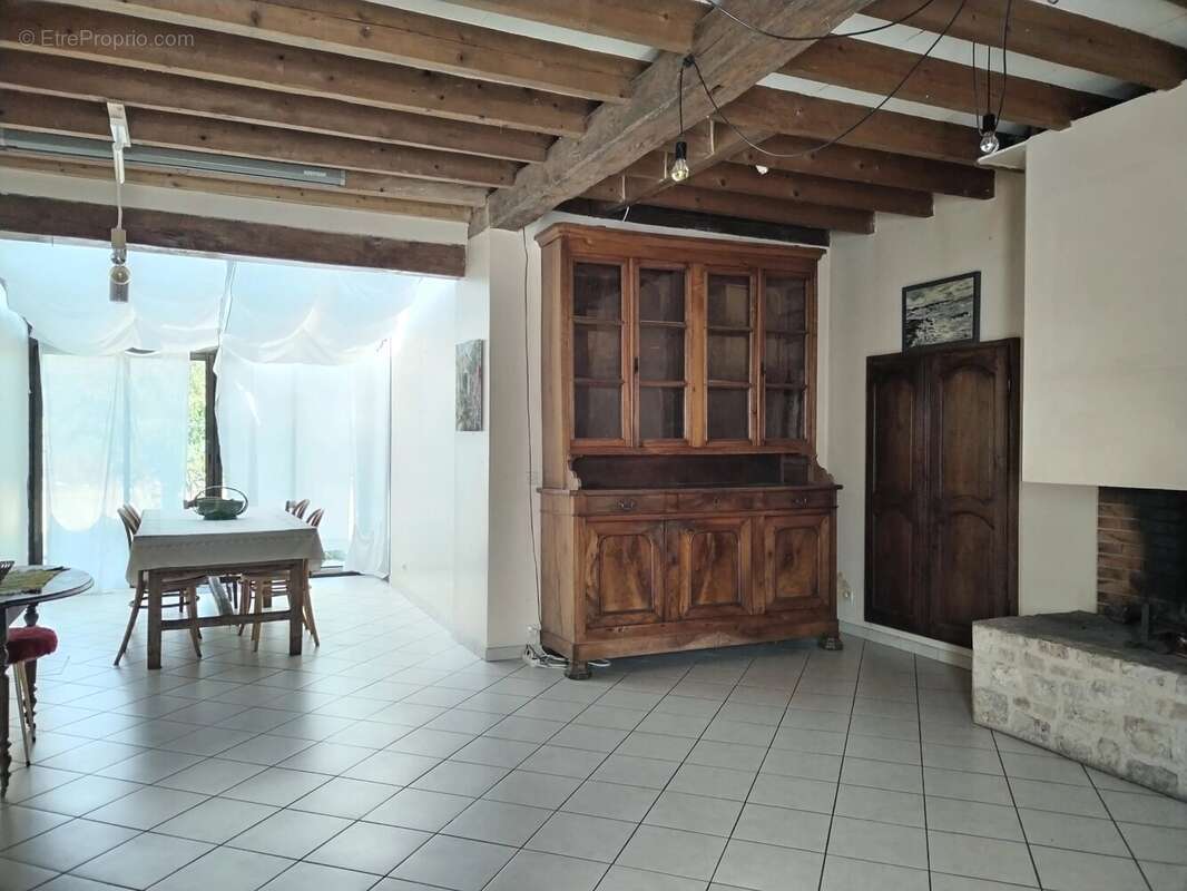 Maison familiale à rénover – 120 m² – terrain 866 m² - photo 3
