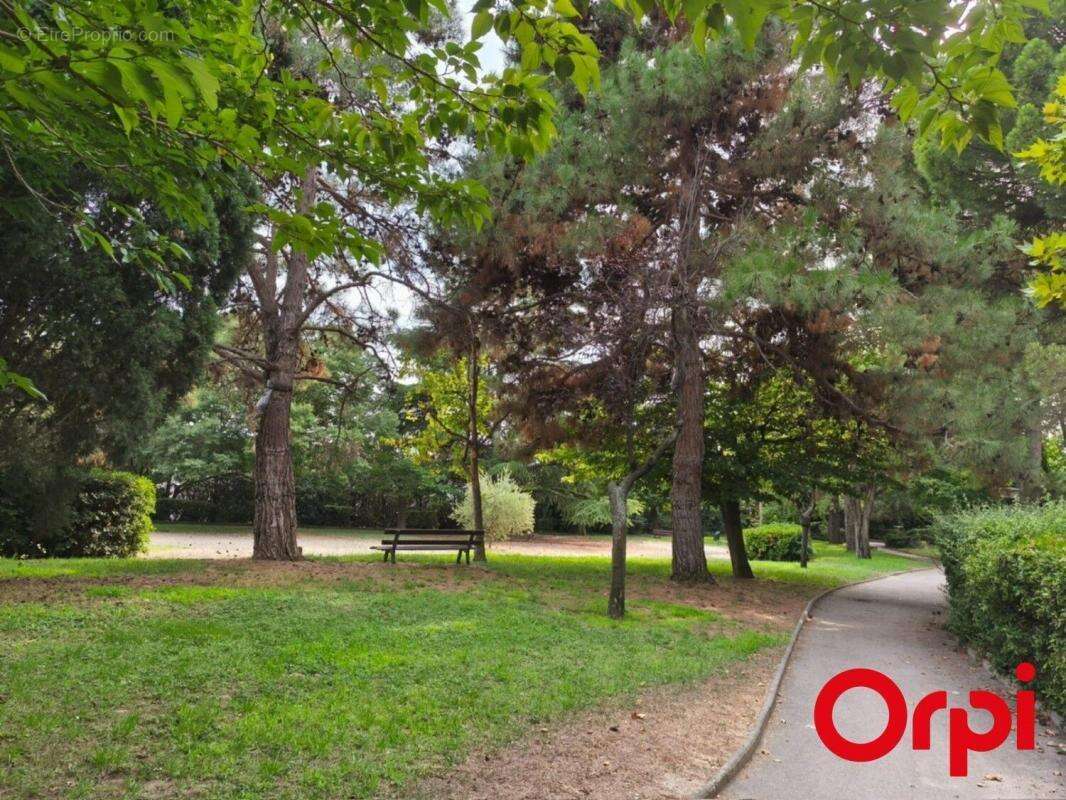 Appartement à MARSEILLE-12E