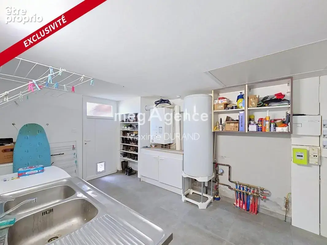 Maison de charme 113 m² – Pierres apparentes – Beau potentiel - photo 8