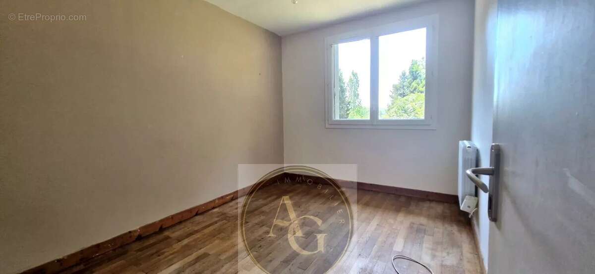 Maison T4 de 88m² sur 2 600m2 de terrain au centre de Castelnaudary - photo 7