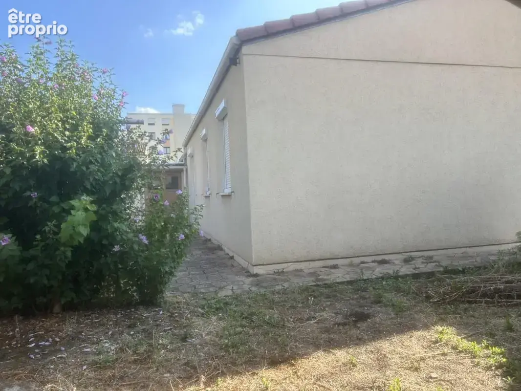 Gerzat maison f4 plain pied 74 m2 avec garage - photo 9