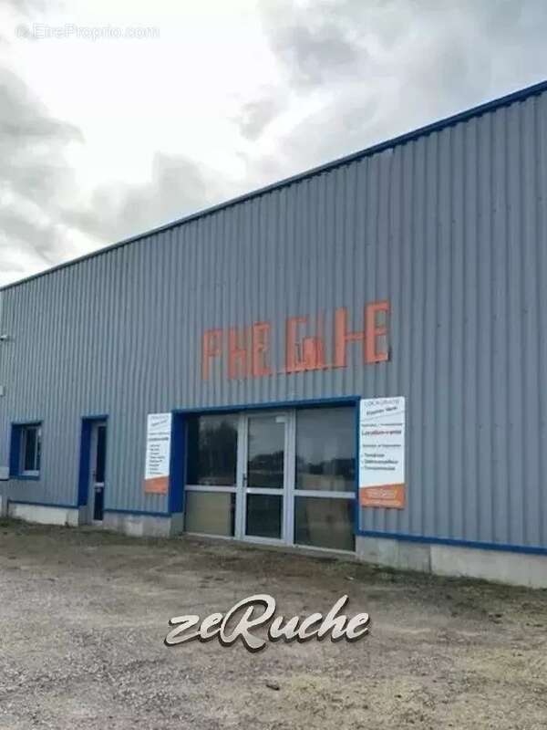 Commerce à COURSEULLES-SUR-MER