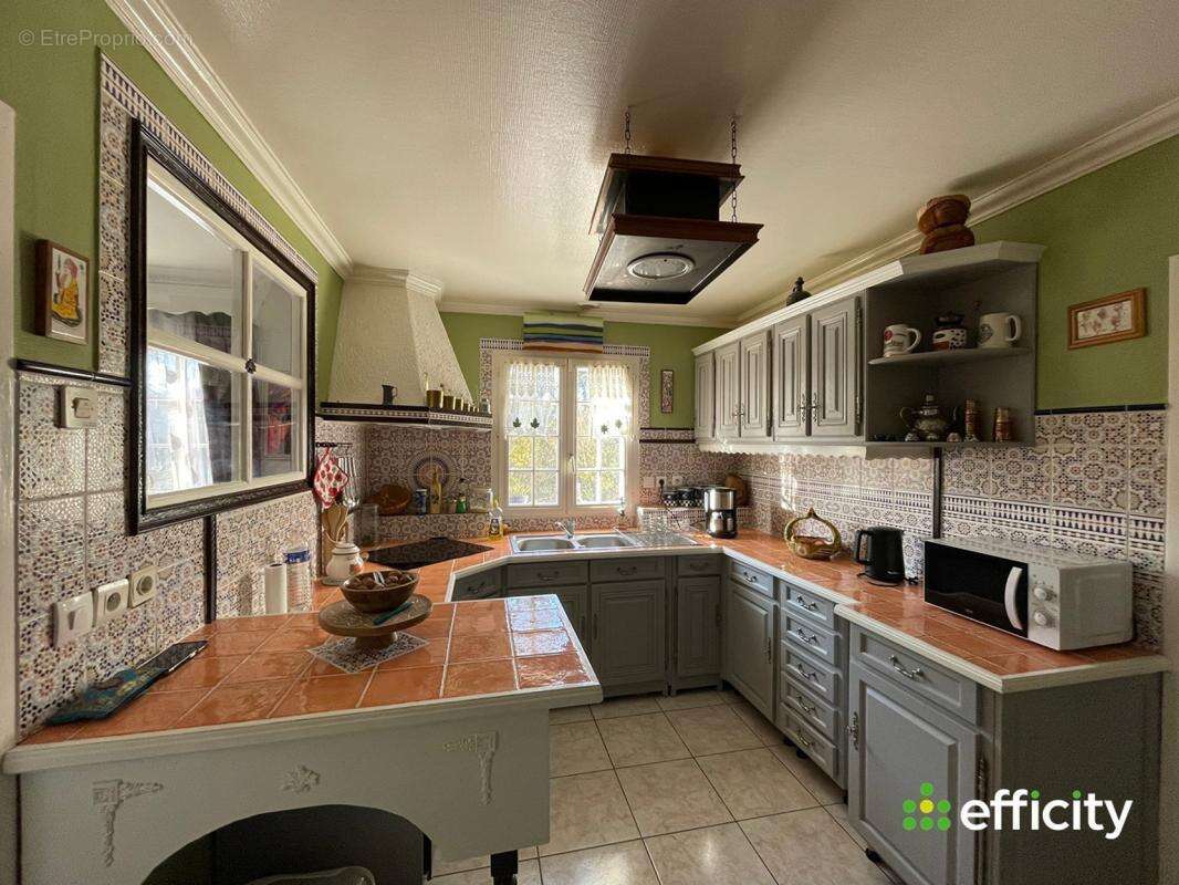 Maison à DROUE-SUR-DROUETTE