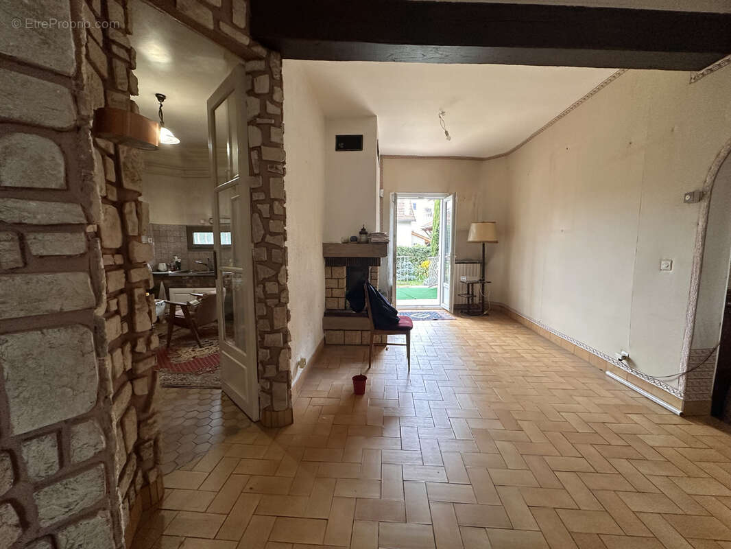 Maison à STAINS