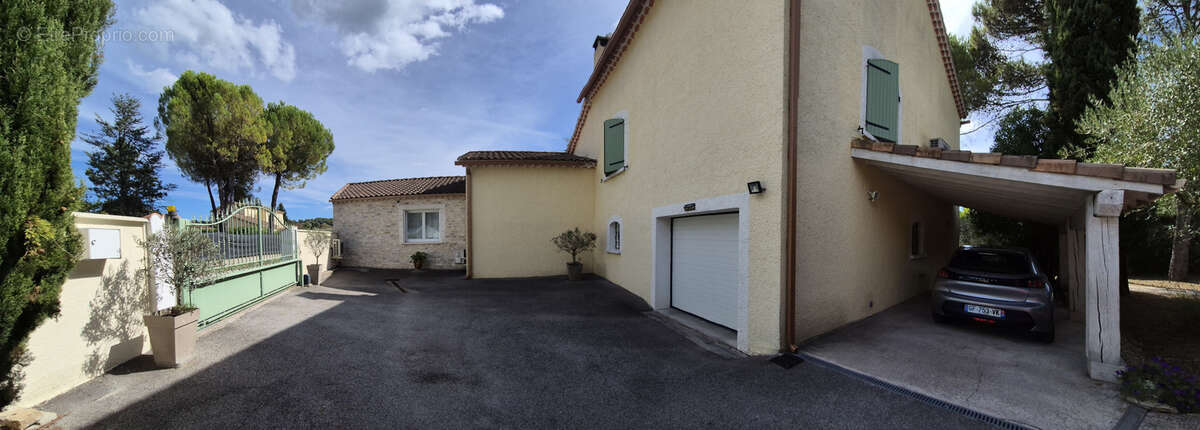 Maison à SAINT-PRIVAT-DES-VIEUX