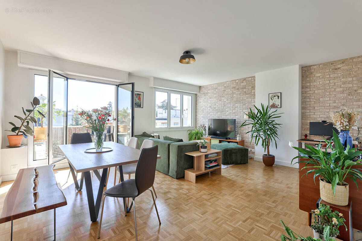 Appartement à NOGENT-SUR-MARNE
