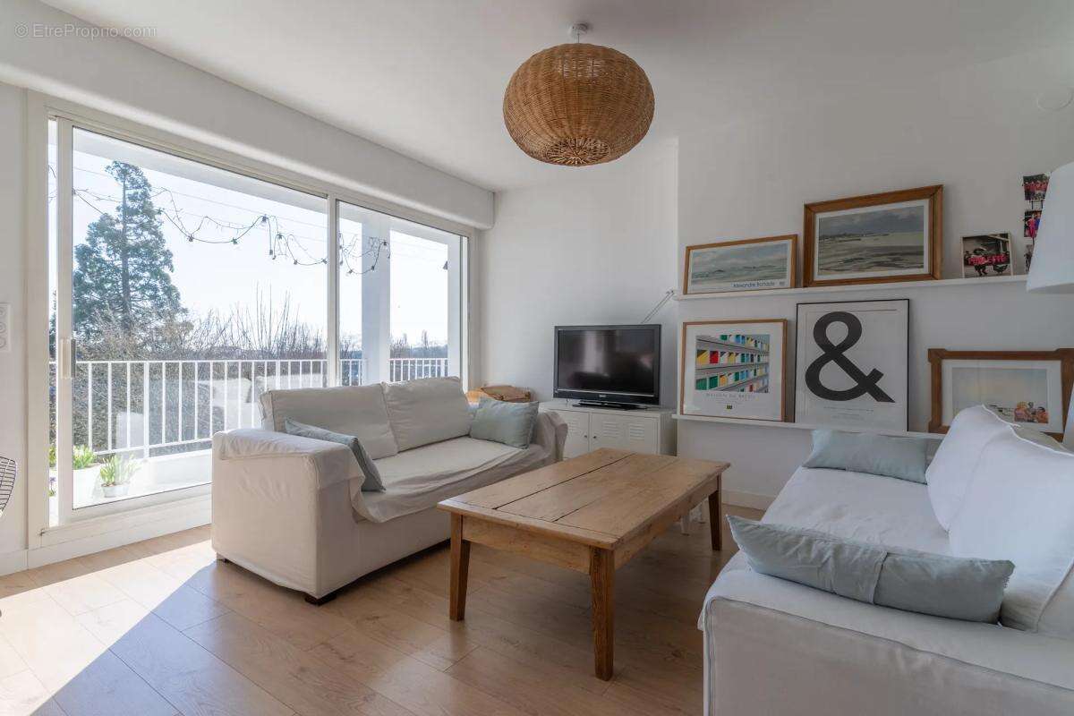 Appartement à GARCHES