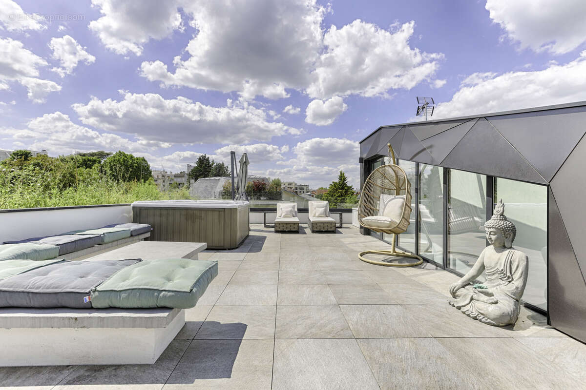 Maison à SAINT-MAUR-DES-FOSSES