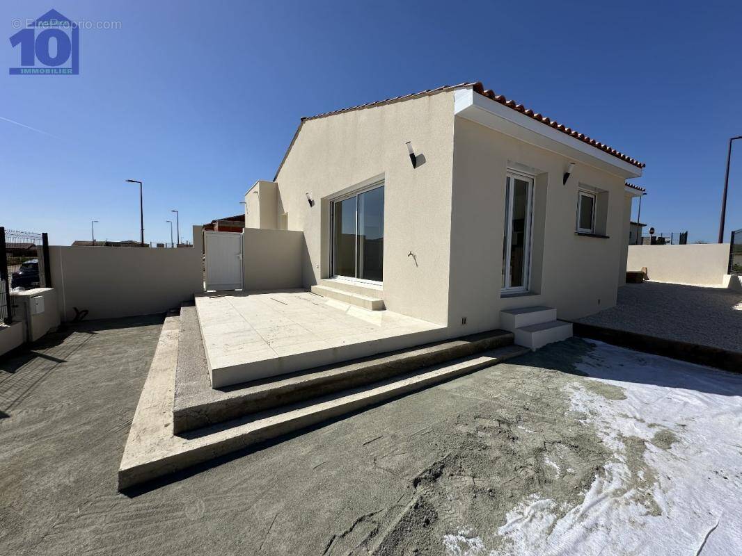 Maison à THEZAN-LES-BEZIERS