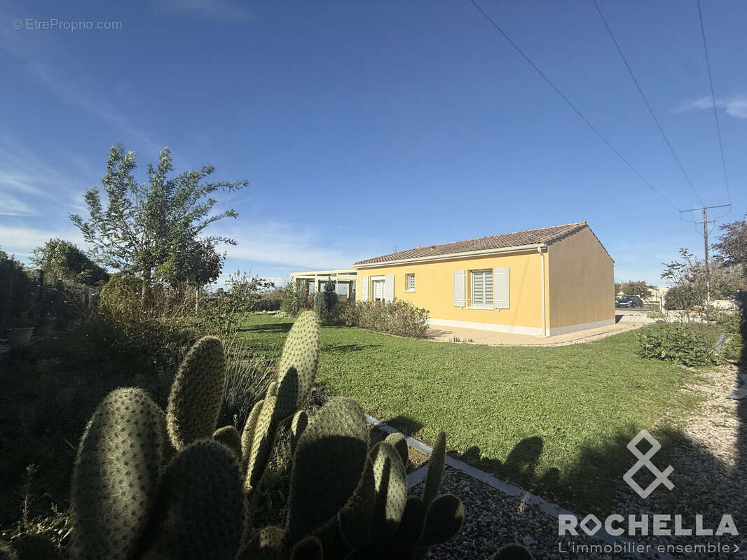 Maison à BEAUVAIS-SUR-MATHA