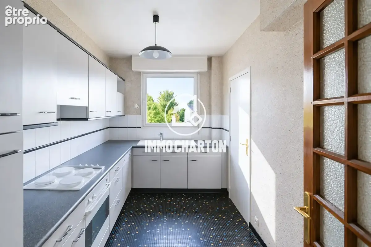 Appartement 91 m² à Le Mans  - photo 8