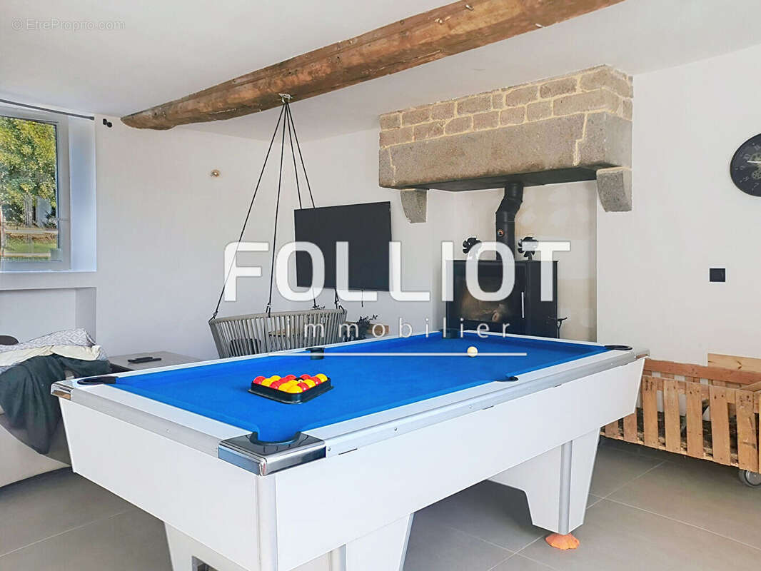 Maison avec dépendances sur 1 hectare - photo 7