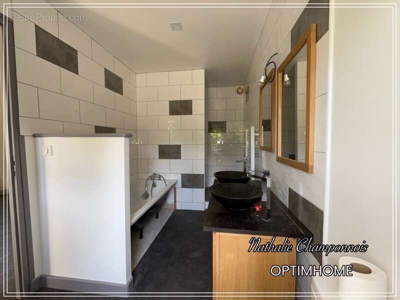 Chargey-lès-Gray (70100)- Maison rénovée 90 m² - 3 chambres - Garage - Terrasse - photo 6
