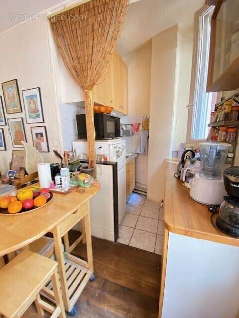 Appartement à PARIS-18E