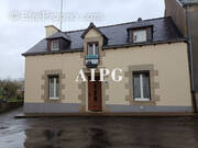 Maison à MUR-DE-BRETAGNE