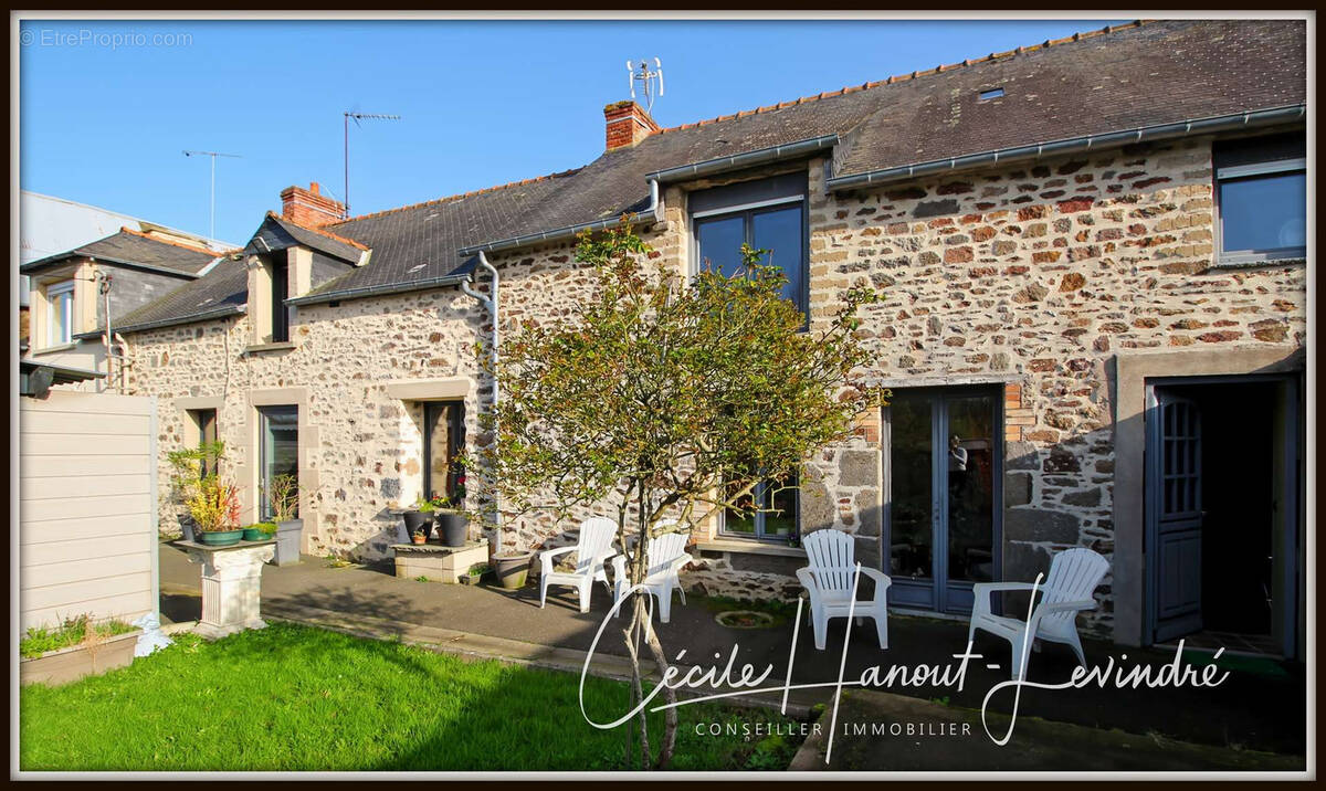 Maison à CHATEAUNEUF-D'ILLE-ET-VILAINE