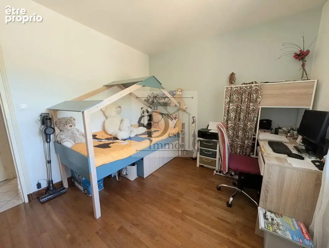Maison familiale de 140 m2 sur sous-sol complet — Étagnac - photo 6