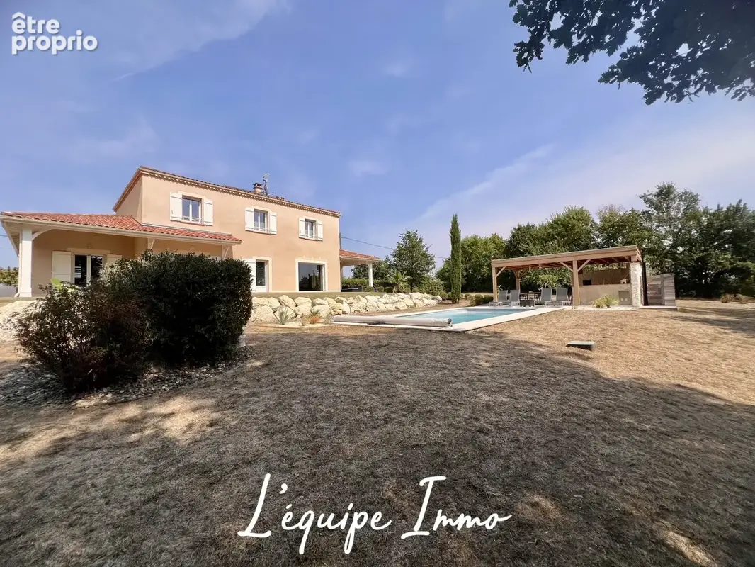 Maison d'exception de 216 m2 avec piscine et double garage sur 3 000 m2   Aubiet - photo 2