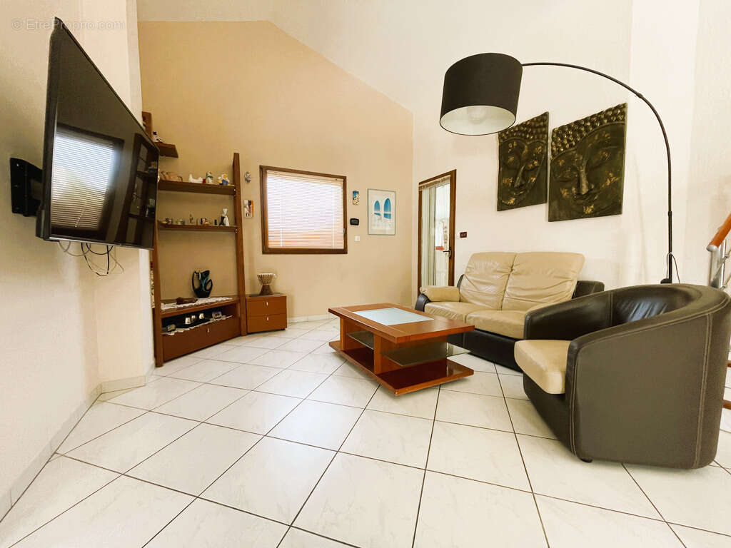 Maison individuelle + grand garage - photo 10