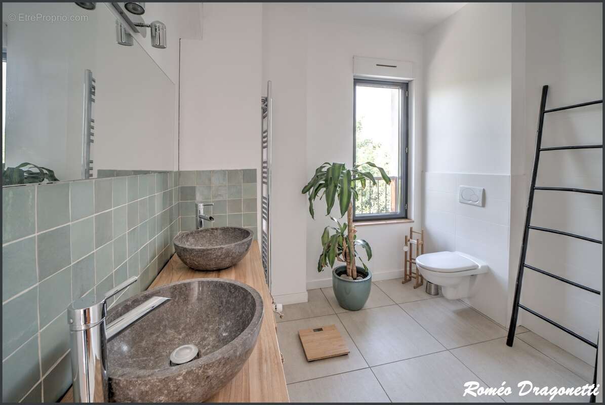 Dpt Ain (01), à vendre PREVESSIN MOENS appartement T4 de 153,89 m² - photo 16