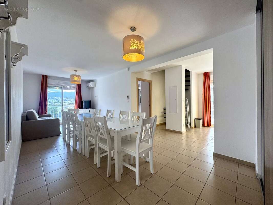 Appartement à OLETTA